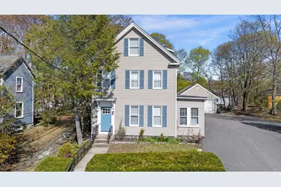 50 Gould St #1, Stoneham, MA 02180 - Photo 2