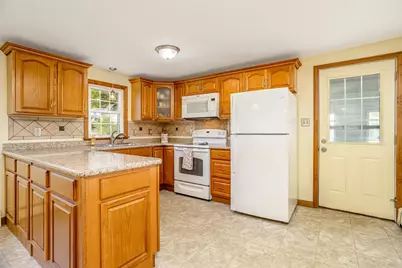 140 Albee Street, Fitchburg, MA 01420 - Photo 4