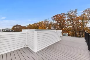 599 Sea St, Quincy, MA 02169 - Photo 32