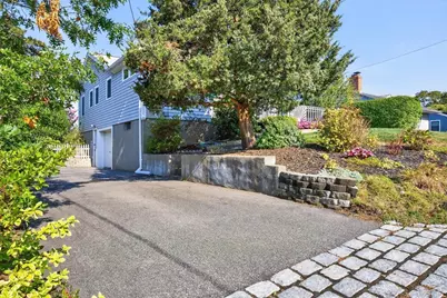 35 Shore Dr, Mashpee, MA 02649 - Photo 32