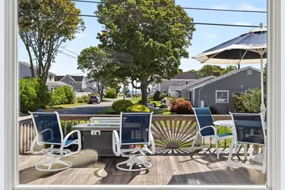 35 Shore Dr, Mashpee, MA 02649 - Photo 8