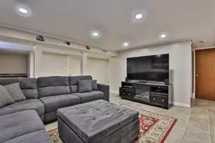 17 Gorham St, Lawrence, MA 01843 - Photo 28