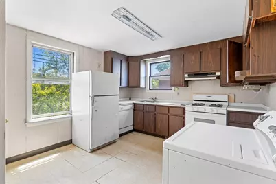10 Alcott St, Boston, MA 02134 - Photo 18