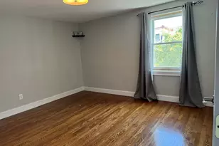 711 E 7th St, Boston, MA 02127 - Photo 14