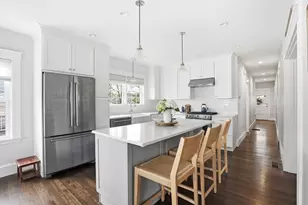 9 Crown St, Milton, MA 02186 - Photo 8