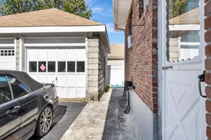 16 St Mary St, Malden, MA 02148 - Photo 6
