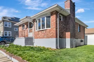 16 St Mary St, Malden, MA 02148 - Photo 4