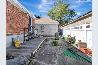 16 Saint Mary Street, Malden, MA 02148 - Photo 30