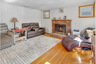 16 Saint Mary Street, Malden, MA 02148 - Photo 8