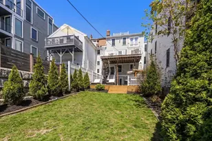 413 E 7th St, Boston, MA 02127 - Photo 24