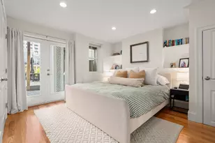 413 E 7th St, Boston, MA 02127 - Photo 18