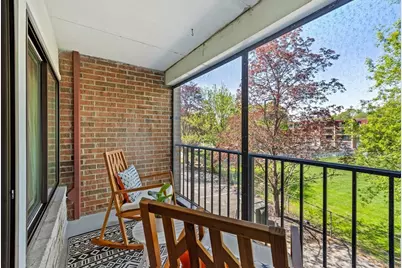 51 Melrose St #2D, Melrose, MA 02176 - Photo 8