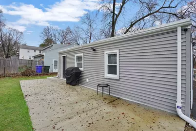130 Fieldston St, Springfield, MA 01119 - Photo 28