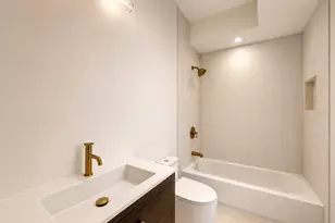 31 Westmore Rd, Boston, MA 02126 - Photo 8