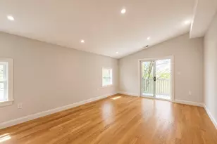 31 Westmore Rd, Boston, MA 02126 - Photo 10