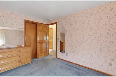 10 Deluca Road, Milford, MA 01757 - Photo 28