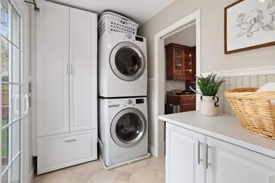 349 Washington St, Melrose, MA 02176 - Photo 12