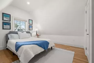 15 Sterling St, Newton, MA 02465 - Photo 24