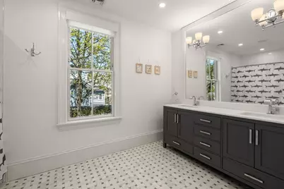 15 Sterling St, Newton, MA 02465 - Photo 20