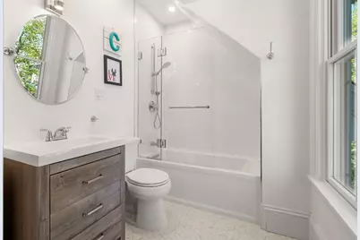 15 Sterling St, Newton, MA 02465 - Photo 22