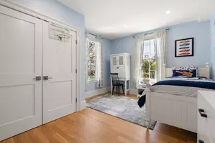 15 Sterling St, Newton, MA 02465 - Photo 18