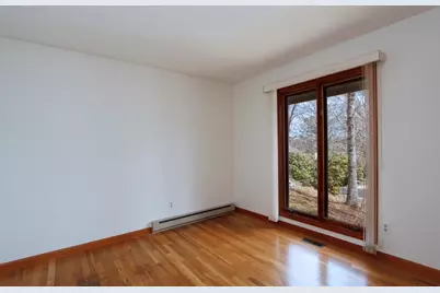 60 Redwood Cir, Mashpee, MA 02649 - Photo 16