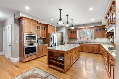144 Brook St, Hudson, MA 01749 - Photo 4