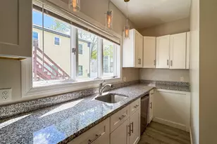 123-125 Laurel St, Malden, MA 02148 - Photo 22