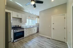 123-125 Laurel St, Malden, MA 02148 - Photo 20