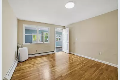 11 Hampton St, Auburn, MA 01501 - Photo 18