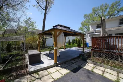 11 Hampton St, Auburn, MA 01501 - Photo 22