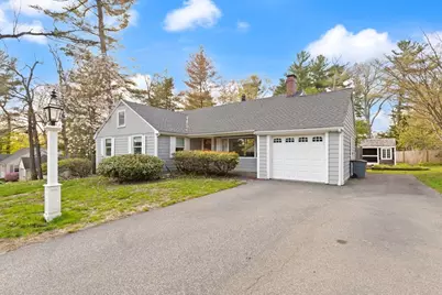 4 Strout Ave, Lynnfield, MA 01940 - Photo 4