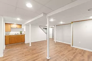 4 Strout Ave, Lynnfield, MA 01940 - Photo 22