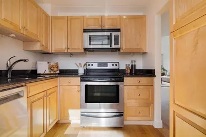345 Harvard St #1D, Cambridge, MA 02138 - Photo 6