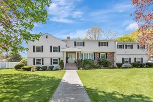 16 Indian Rock Dr, Saugus, MA 01906 - Photo 1