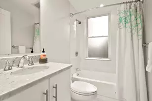19 Cooper St, Boston, MA 02113 - Photo 8
