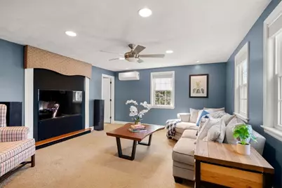 22 Crest Rd, Framingham, MA 01702 - Photo 18