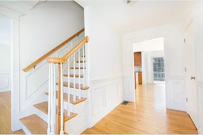 28 Rosedale Ave, Shrewsbury, MA 01545 - Photo 8
