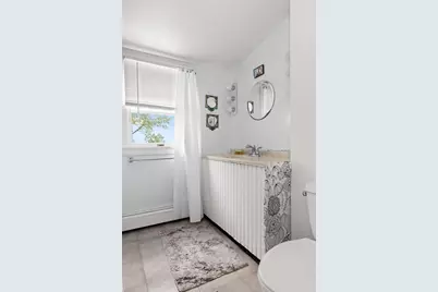 64 High St, Rockport, MA 01966 - Photo 12