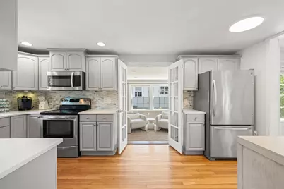 17 Dalton, Holbrook, MA 02343 - Photo 6