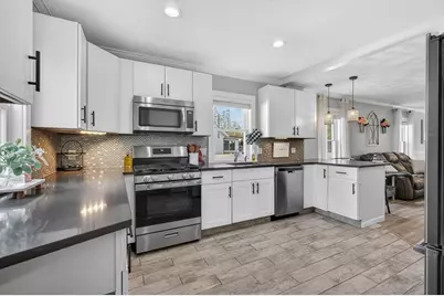423 Textile Ave, Dracut, MA 01826 - Photo 2