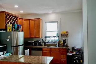95 Pelham St, Methuen, MA 01844 - Photo 4