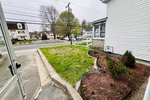 95 Pelham St, Methuen, MA 01844 - Photo 10