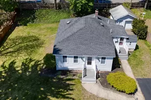 32 Plainfield Ave, Shrewsbury, MA 01545 - Photo 2