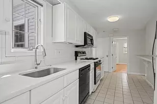 32 Plainfield Ave, Shrewsbury, MA 01545 - Photo 14