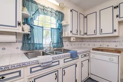51 Edgewater Road, Agawam, MA 01001 - Photo 16