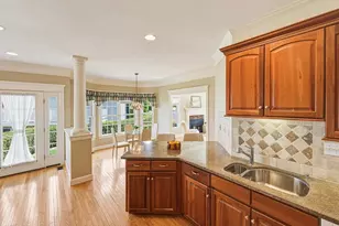 35 Glen Ct, Southborough, MA 01772 - Photo 14