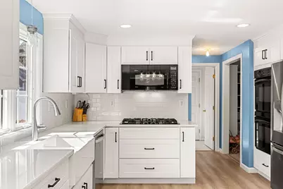270 Morgan Rd, Northbridge, MA 01588 - Photo 4