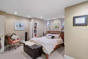 21 Cumberland St, Boston, MA 02115 - Photo 8