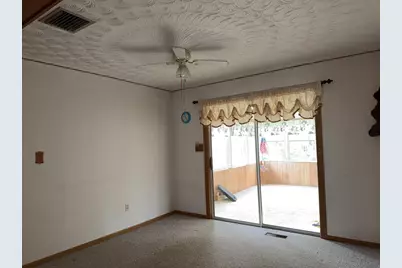 579 Church Street, Northbridge, MA 01588 - Photo 18